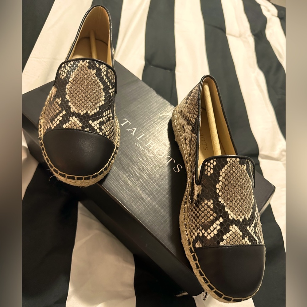 Brand new Talbots size 6M